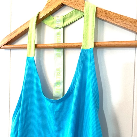NIKE tank top - Picture 2 of 4